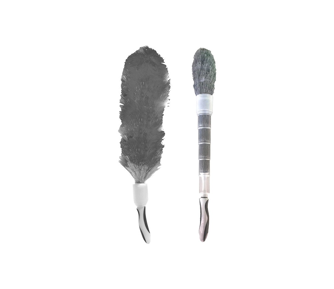 Plumeau antistatique avec gaine retractable